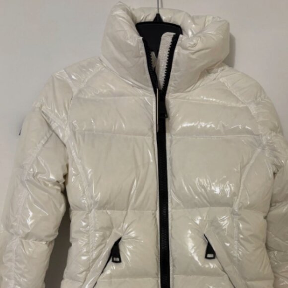 SAM FREESTYLE DOWN PUFFER JACKET in White MSRP$595 Luxury + High-Performance - Picture 2 of 16